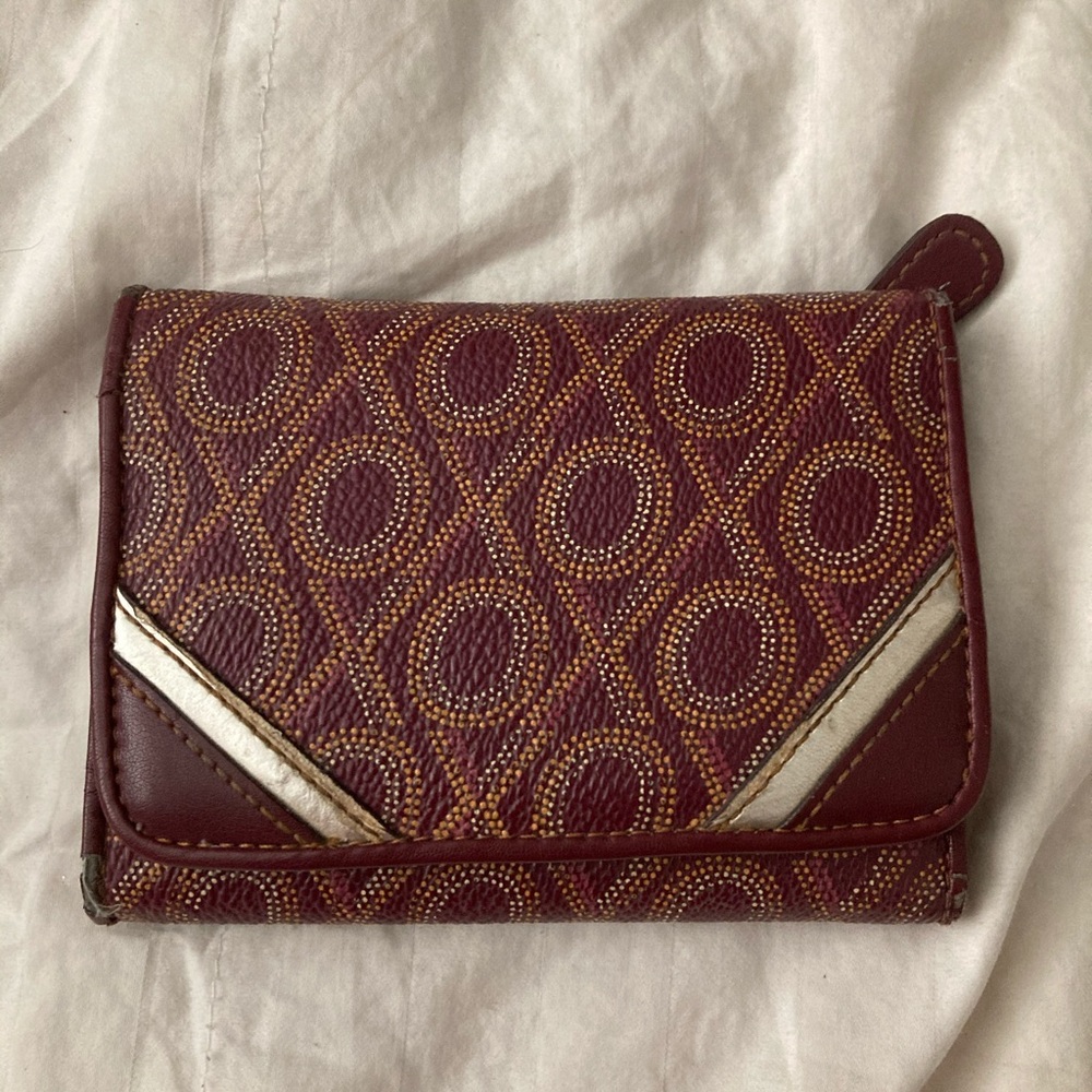 Maroon wallet XOXO